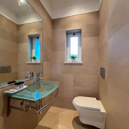 别墅 Beautiful 4-bedroom With Garden And Pool 阿尔布费拉